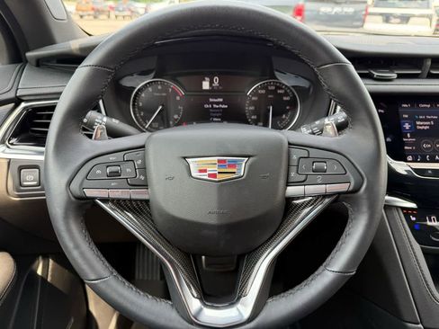 Used 2024 Cadillac XT6 Sport w/ LPO, Floor Liner Package image 16