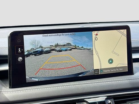 Used 2023 Genesis G70 2.0T image 14