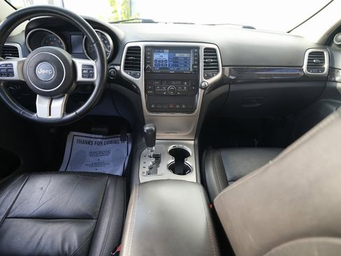 Used 2011 Jeep Grand Cherokee Laredo image 36