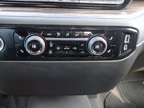 Used 2022 Chevrolet Silverado 1500 RST image 11