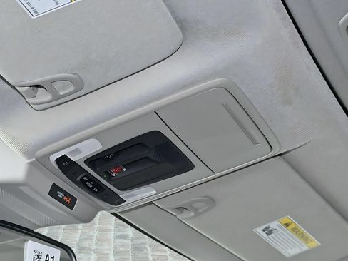 New 2025 Honda Accord SE image 31
