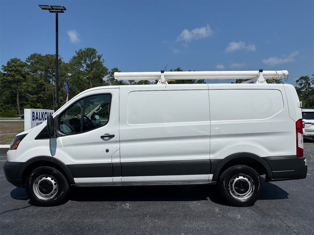Used 2017 Ford Transit 250 130 Low Roof RWD image 5