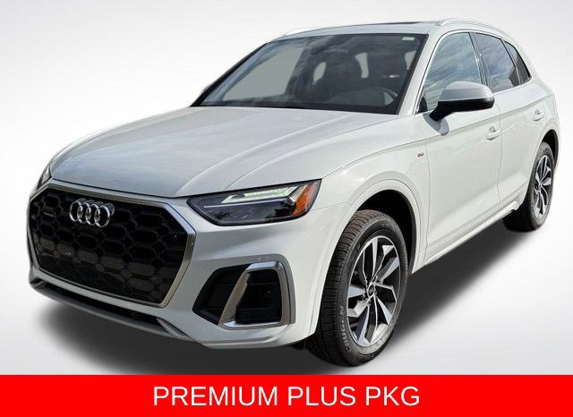 Certified 2025 Audi Q5 2.0T Premium Plus w/ Premium Plus Package AWD/4WD image 3
