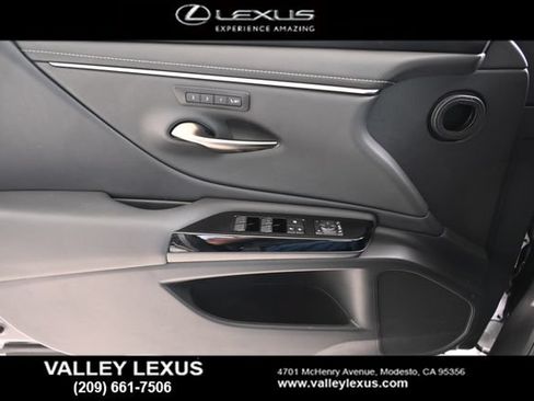 Certified 2025 Lexus ES 300h w/ Premium Package FWD image 12