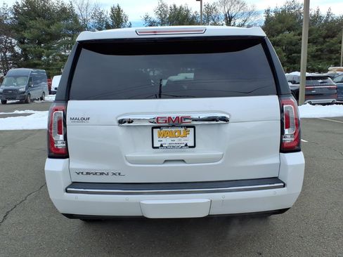 Used 2020 GMC Yukon XL Denali w/ Open Road Package image 6