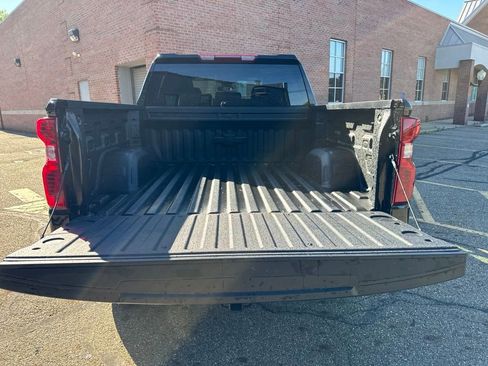 New 2026 Chevrolet Silverado 1500 Custom Trail Boss w/ LPO, Dark Essentials Package AWD/4WD image 10