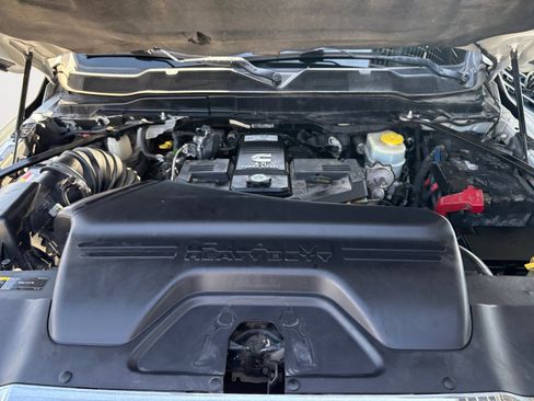 Used 2019 RAM 2500 Limited AWD/4WD image 27