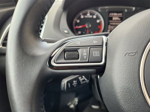 Used 2018 Audi Q3 2.0T Premium image 27