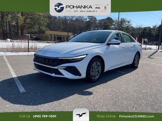 Used 2024 Hyundai Elantra SEL video 1