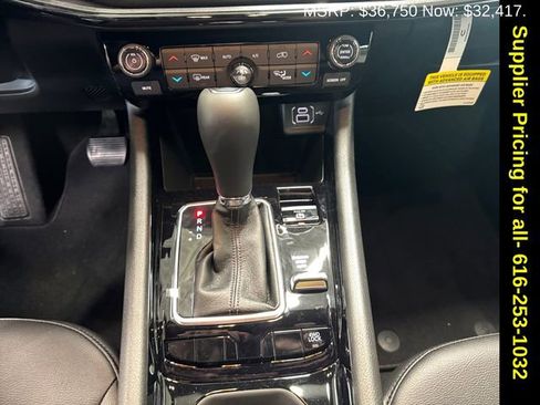 New 2026 Jeep Compass Limited image 13