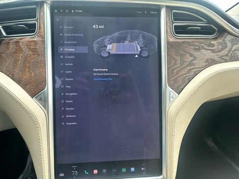 Used 2017 Tesla Model X 100D AWD/4WD image 5