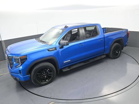 Used 2023 GMC Sierra 1500 Elevation w/ LPO, Elevation Black Package AWD/4WD image 35