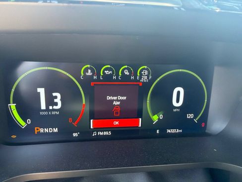 Used 2022 Ford F150 Lariat w/ Bed Utility Package AWD/4WD image 17