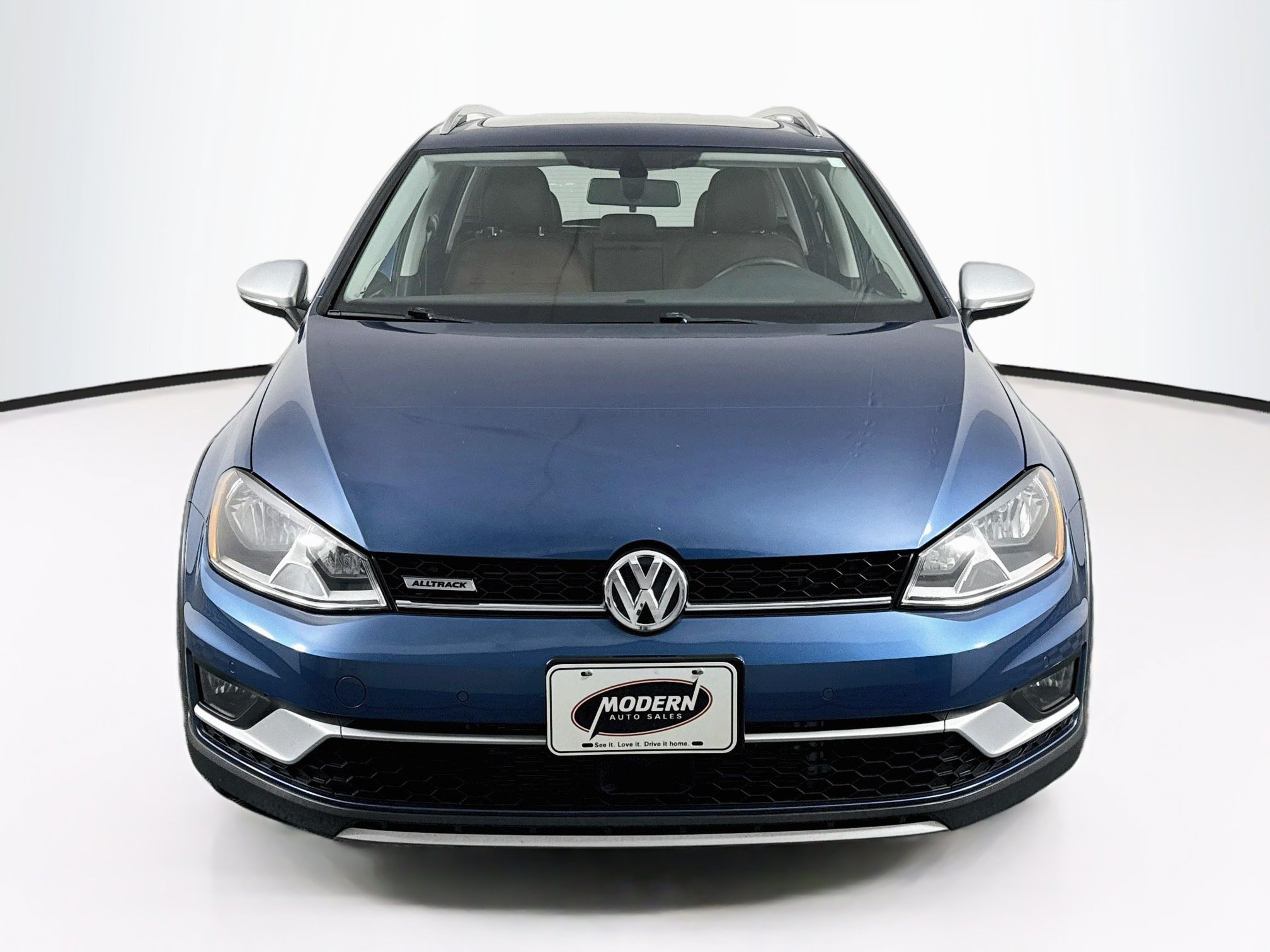 Used 2017 Volkswagen Golf Alltrack SE AWD/4WD image 7