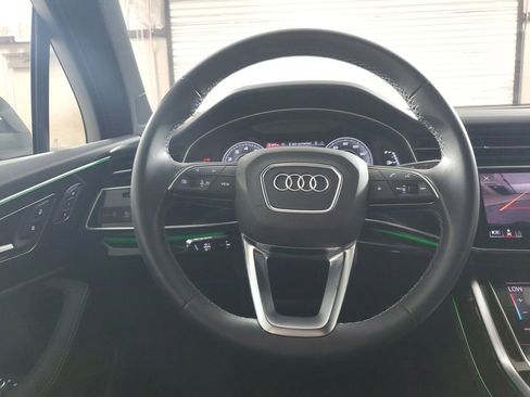 Used 2025 Audi Q7 3.0T Premium Plus AWD/4WD image 23