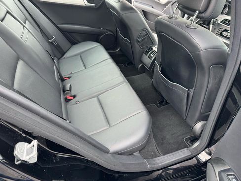 Used 2014 Mercedes-Benz C 250 Sport image 12