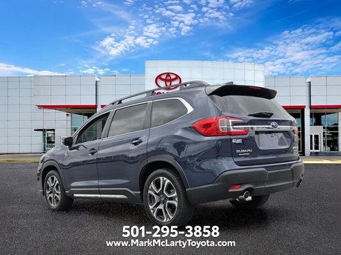 Used 2023 Subaru Ascent Limited AWD/4WD image 3