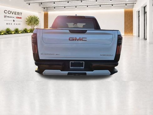 Used 2026 GMC Sierra EV Denali AWD/4WD image 10