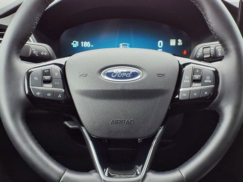 Used 2025 Ford Escape Platinum image 18