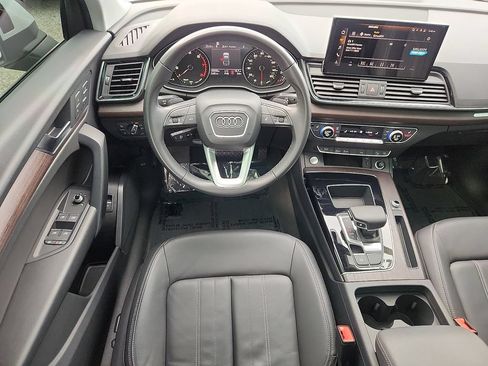 Certified 2023 Audi Q5 2.0T Premium w/ Convenience Package AWD/4WD image 12