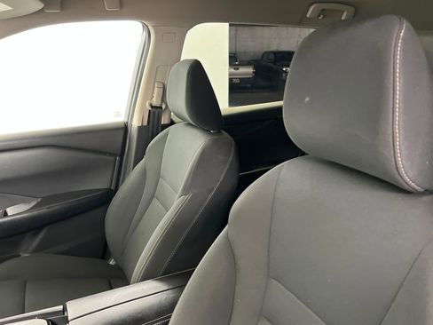 Used 2024 Nissan Rogue S AWD/4WD image 17