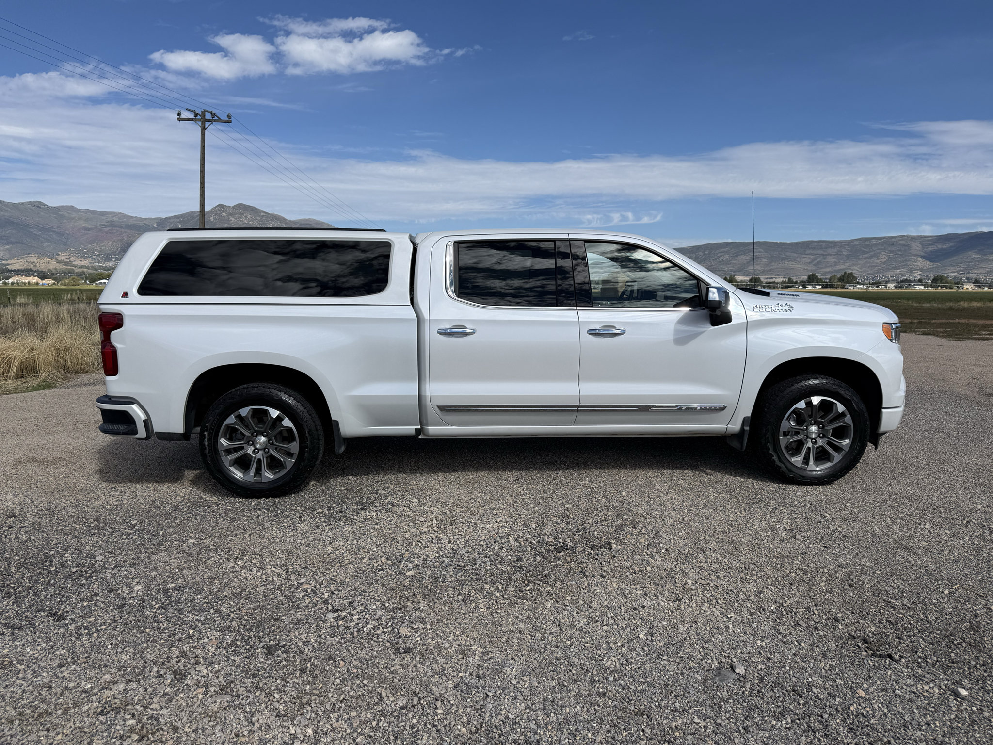 Used 2023 Chevrolet Silverado 1500 High Country AWD/4WD image 8