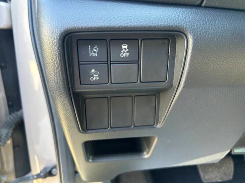Used 2017 Honda CR-V EX image 19