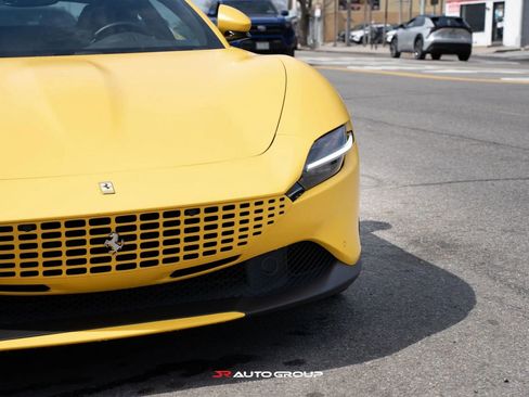 Used 2022 Ferrari Roma image 12
