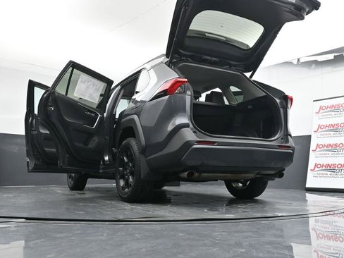 Used 2020 Toyota RAV4 TRD Off-Road image 47
