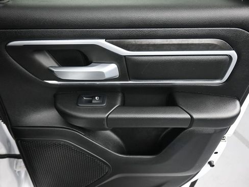Used 2021 RAM 1500 Big Horn AWD/4WD image 38