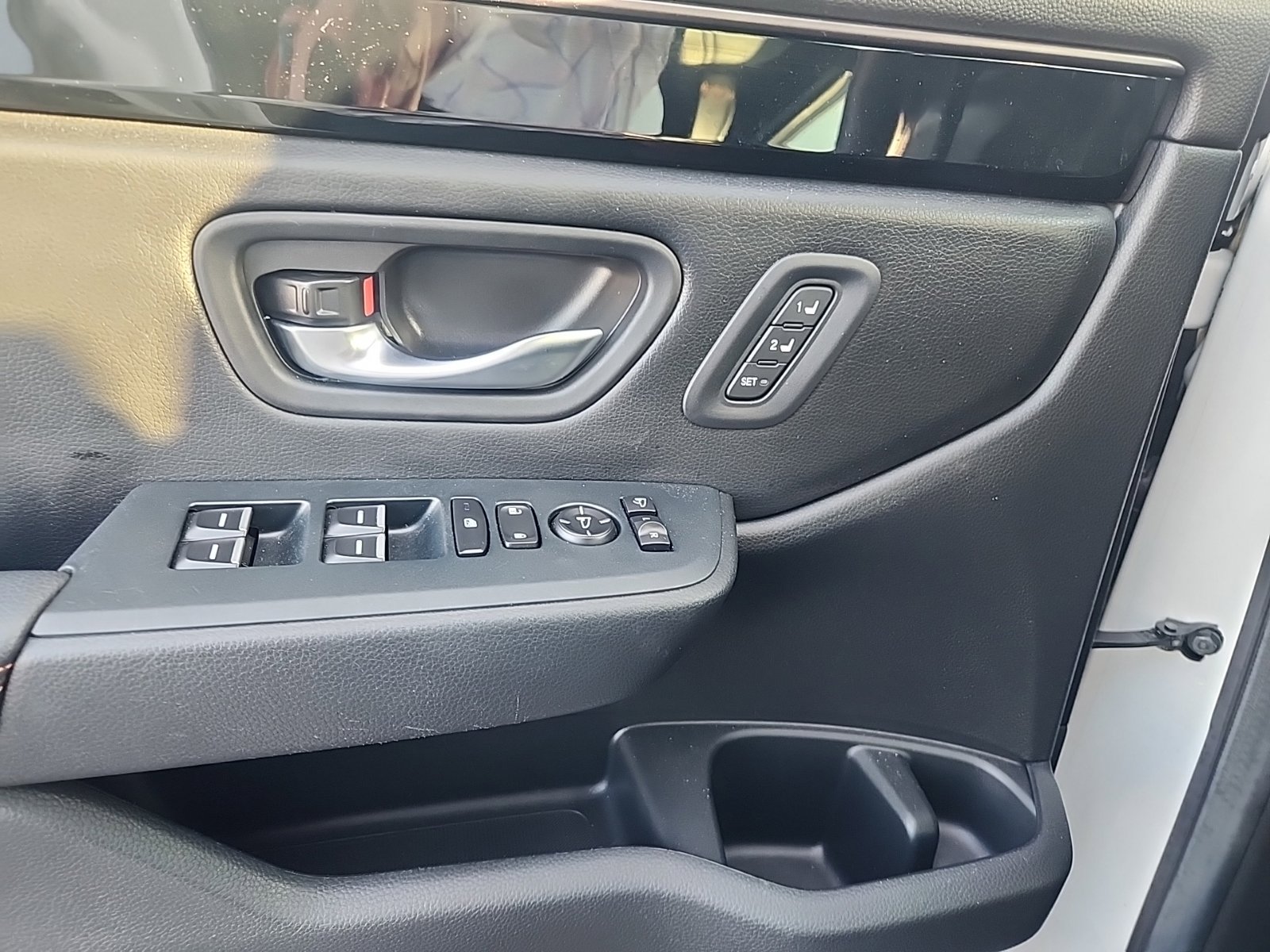 Used 2025 Honda Pilot TrailSport image 14