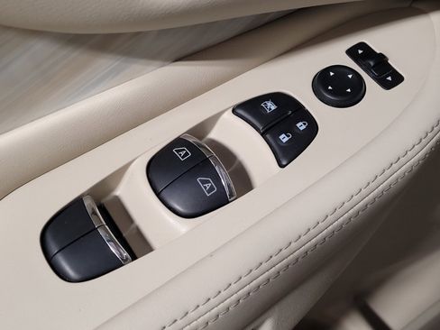 Used 2017 Nissan Murano Platinum w/ Platinum Technology Package image 27