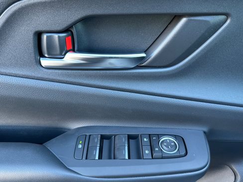 New 2026 Toyota Prius Plug-In Hybrid image 10