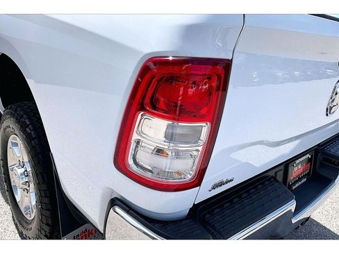 Used 2024 RAM 2500 Big Horn w/ Off Road Package AWD/4WD image 33