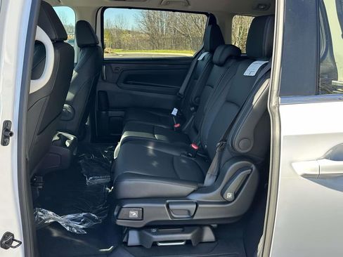 New 2026 Honda Odyssey EX-L image 11