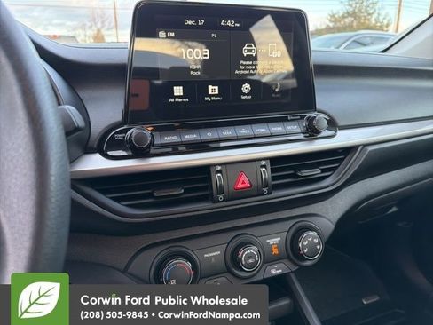 Used 2021 Kia Forte LXS image 19