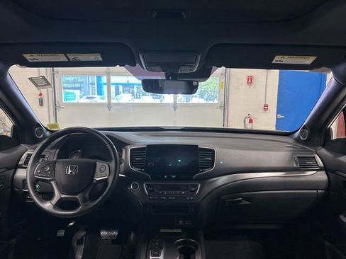 Certified 2023 Honda Passport EX-L image 18