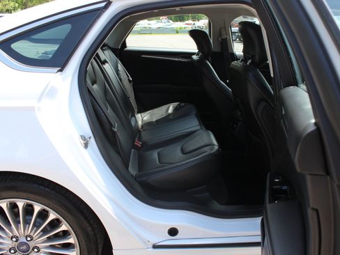 Used 2014 Ford Fusion Titanium FWD image 37