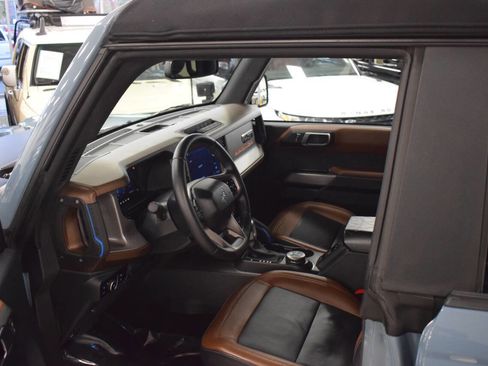 Used 2023 Ford Bronco Outer Banks image 31