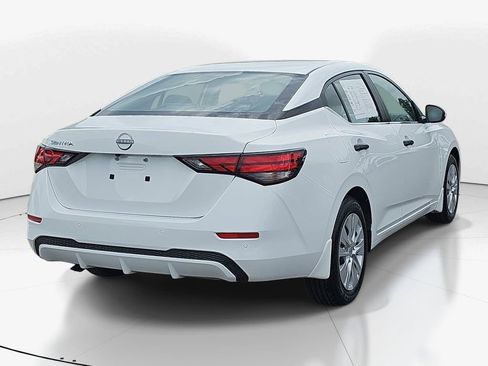 Used 2025 Nissan Sentra S FWD image 6