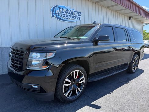 Used 2019 Chevrolet Suburban Premier AWD/4WD image 1