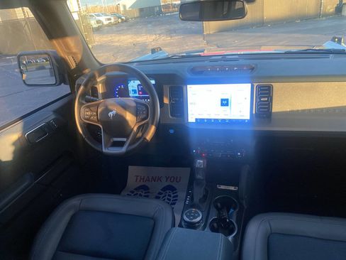 Used 2024 Ford Bronco Outer Banks w/ Sasquatch Package image 20