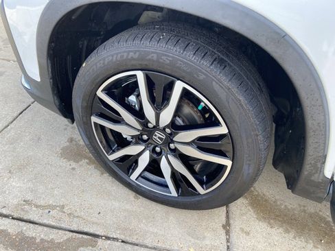 Used 2020 Honda Pilot Touring image 25