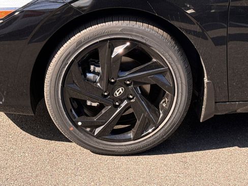 New 2026 Hyundai Elantra SEL Sport Premium FWD image 12