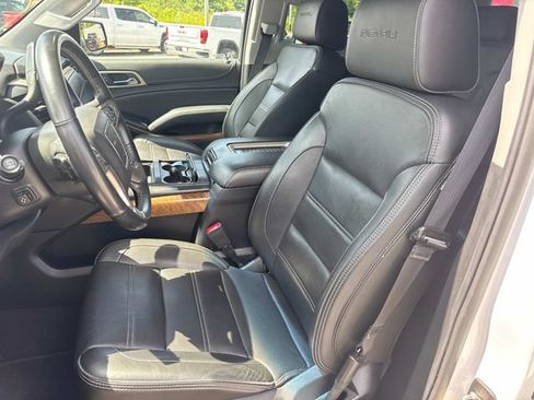 Used 2020 GMC Yukon Denali w/ Open Road Package AWD/4WD image 34