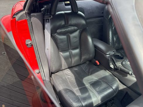 Used 1999 Plymouth Prowler RWD image 32