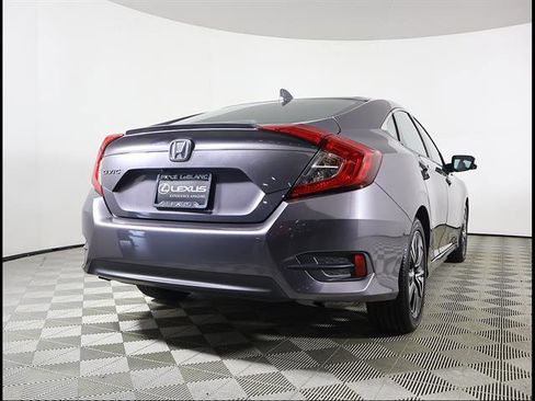 Used 2017 Honda Civic EX-L image 5