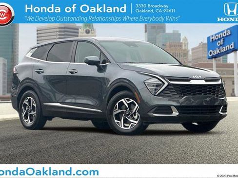 Used 2024 Kia Sportage LX image 1