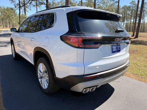 New 2026 GMC Acadia Elevation w/ Elevation Premium Package FWD image 3
