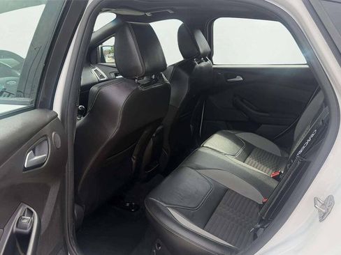 Used 2016 Ford Focus ST w/ Equipment Group 401A FWD image 11